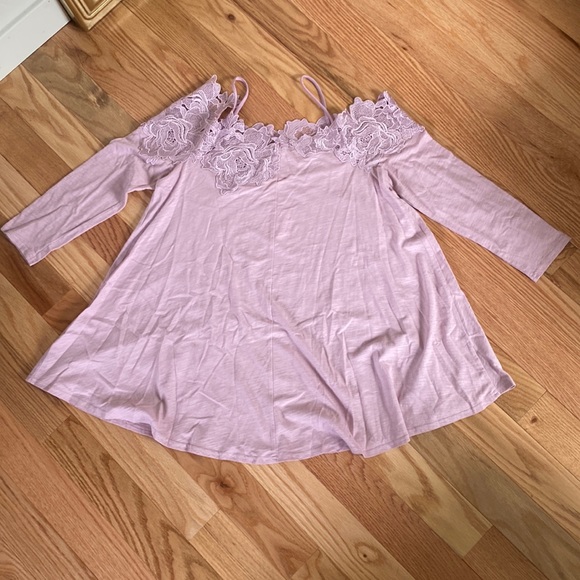 NEW Anthropologie Meadow Rue✨Lace Line Off-the-Shoulder Lilac Top - Picture 5 of 9
